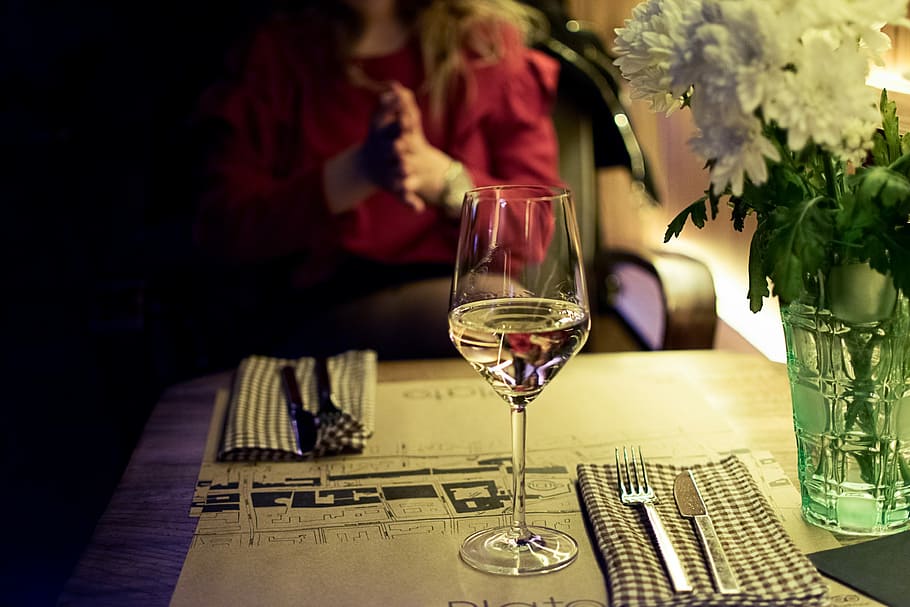 clear footed wine glass, clear wine glass on table beside dining utensils HD wallpaper