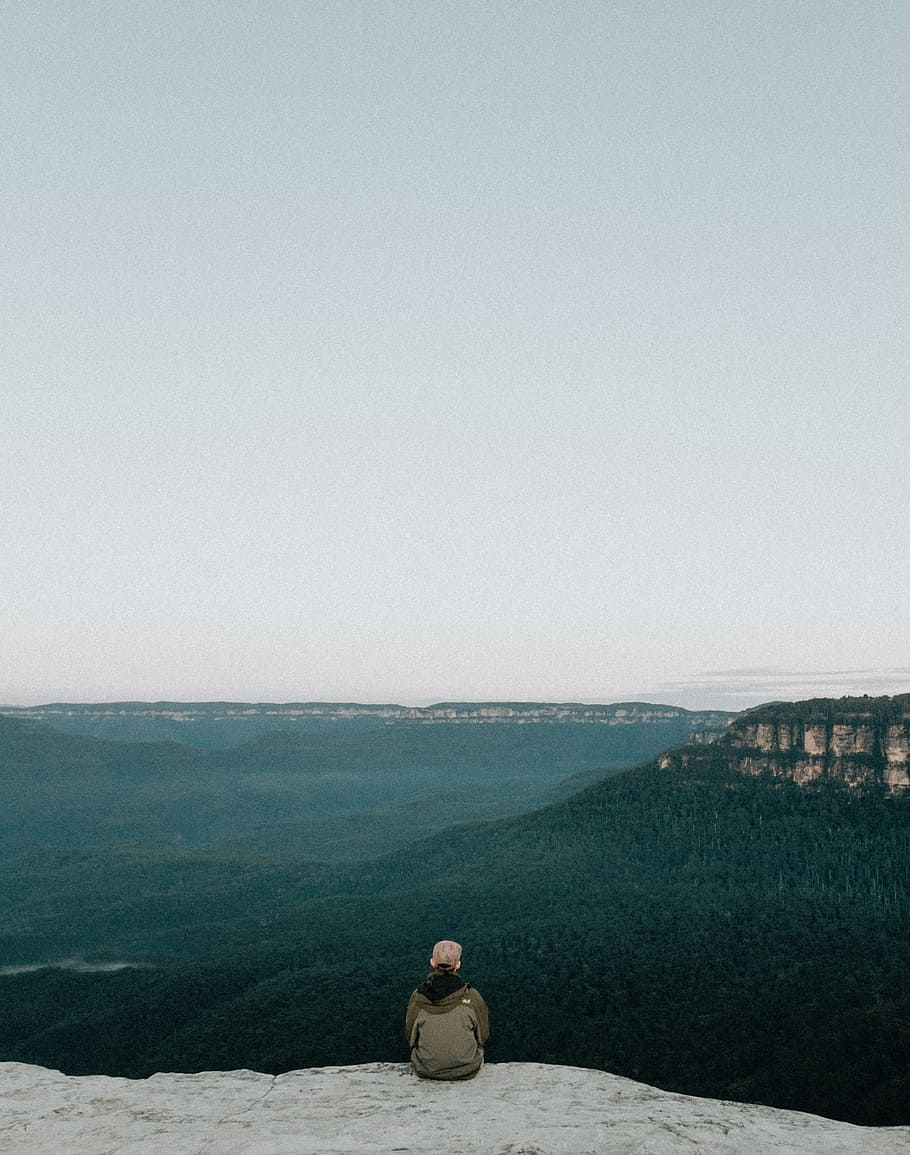 nature, landscape, edge, cliffs, trees, green, people, man HD wallpaper