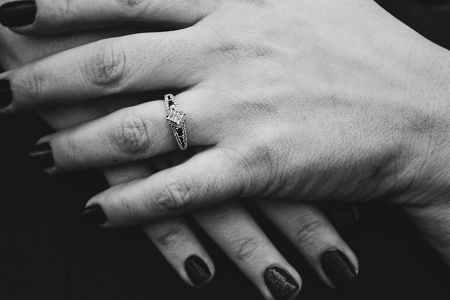grayscale photography of person wearing ring, grayscale photo of woman wearing ring HD wallpaper