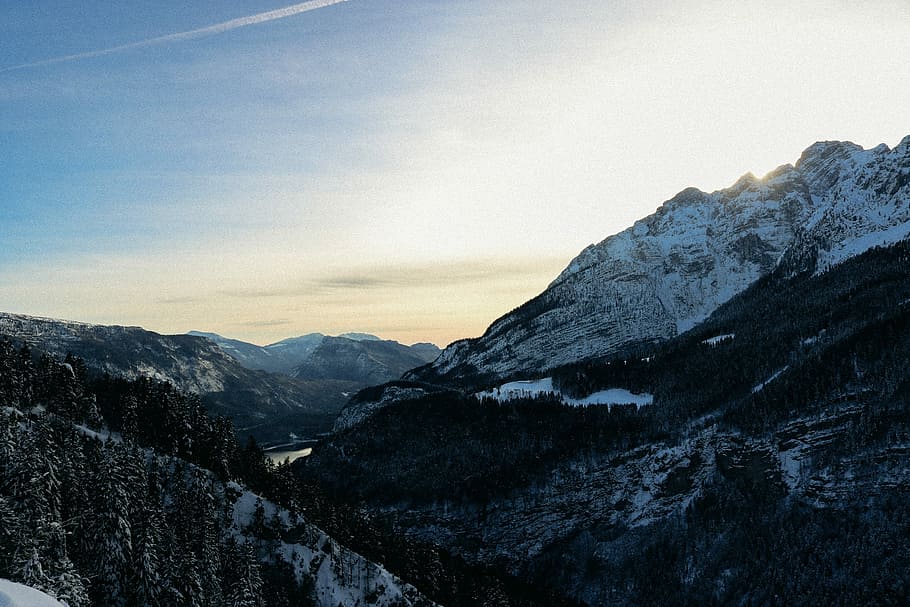 snowy mountain range during sunrise, snow-covered mountains during daytime HD wallpaper