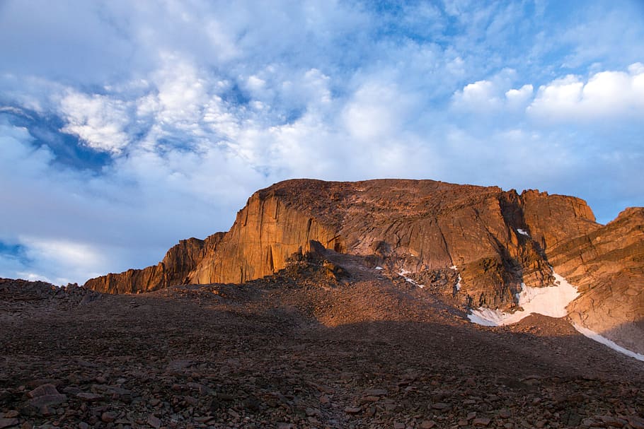 brown rock cliff under mid cloudy sky, Uluru, Australia, cliff mountain HD wallpaper