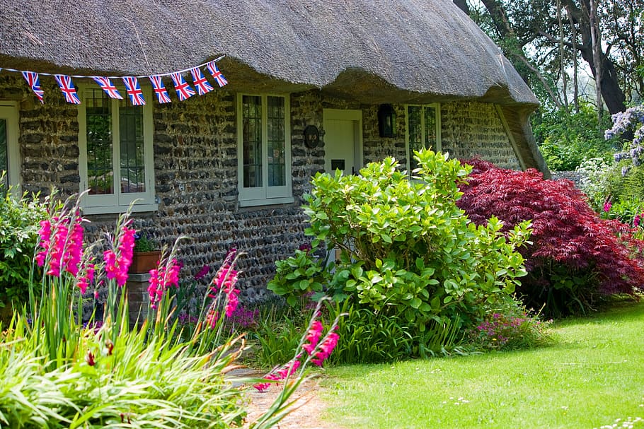 thatched-cottage-thatch-roof-cottage.jpg