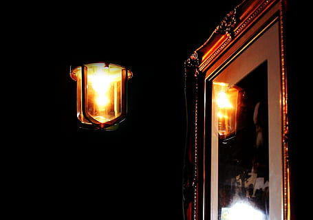 powered-on lamp reflecting on cabinets mirror, light, picture HD wallpaper