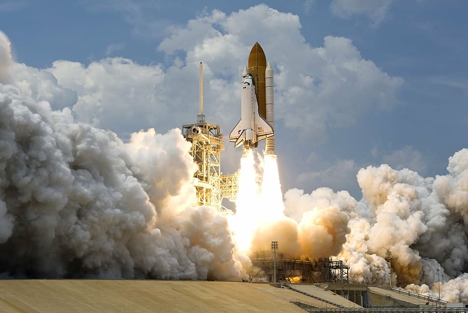 space shuttle about to land photo, rocket launch, take off, nasa, HD wallpaper