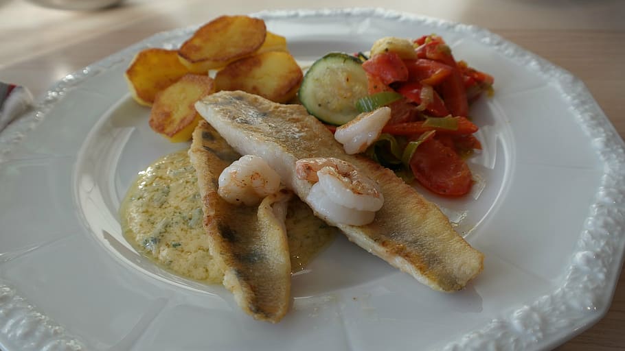zander filet, pike perch, fish, vegetables, potato, dine, eat