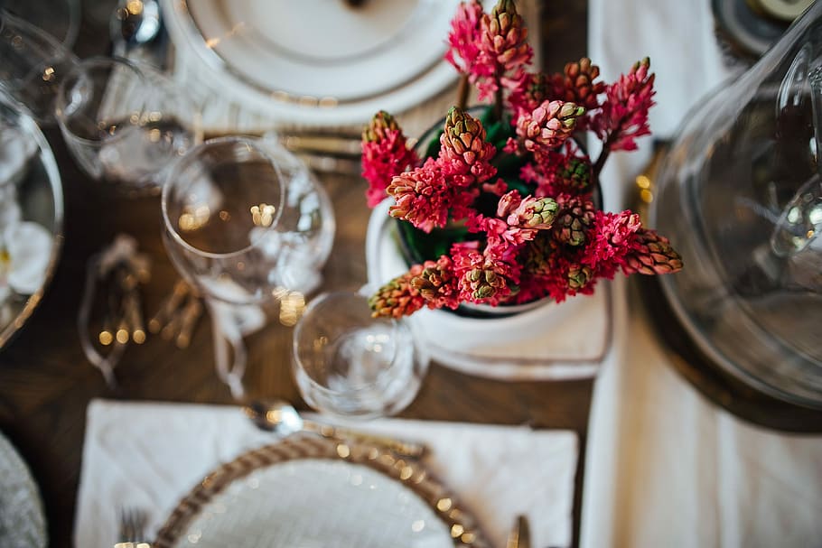 Table decorations with golden motifs, lunch, dinner, restaurant