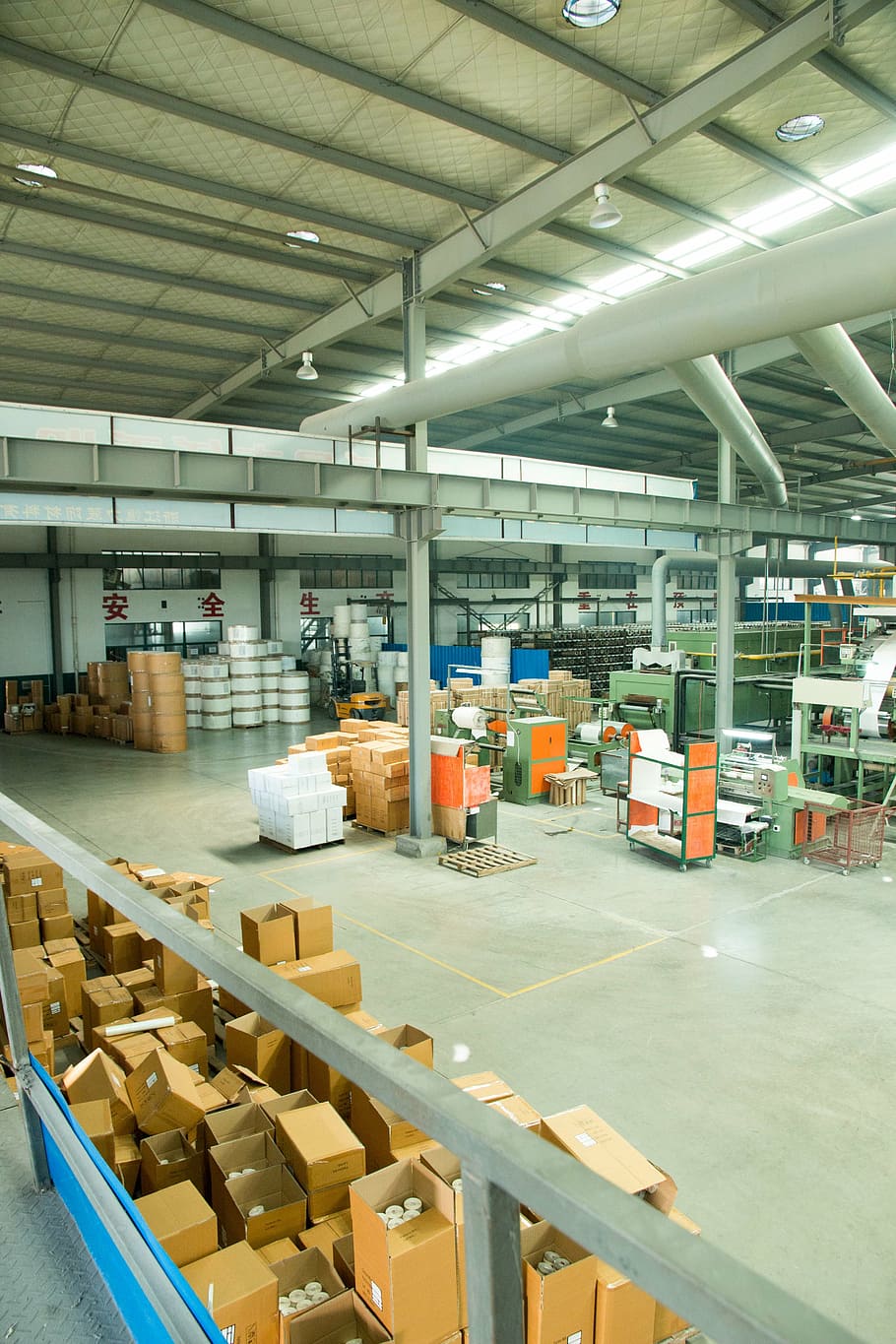 factory, warehouse, box, industry, architecture, indoors, domestic room HD wallpaper