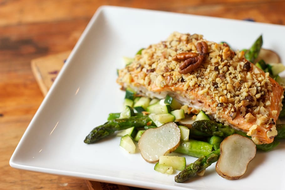 chicken, asparagus, pecan, crusted, meal, food, poultry, garnish, HD wallpaper