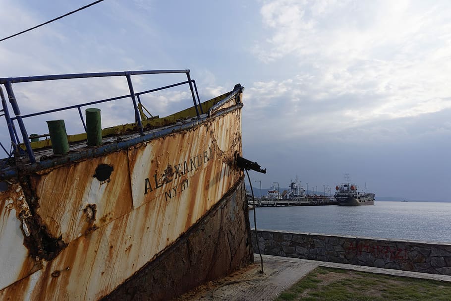 HD wallpaper: Greece, Ship, Boat, Old, Elefsina, landscape, port, sinking |  Wallpaper Flare