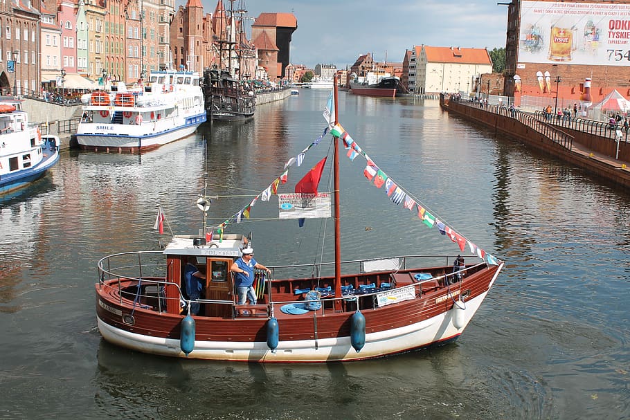 boat, channel, ship, water, nautical vessel, mode of transportation HD wallpaper