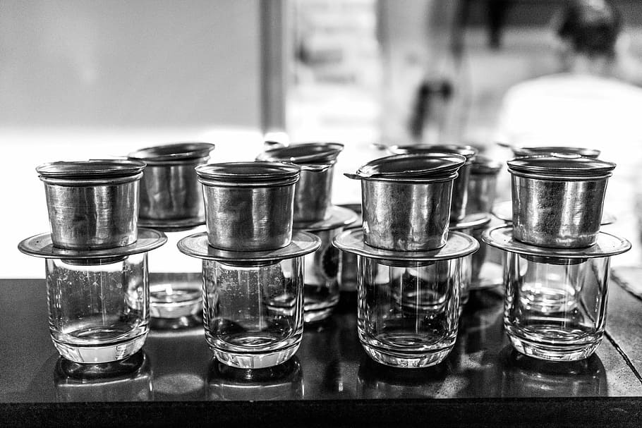 row cafe, cup, black white, glass - material, table, focus on foreground HD wallpaper