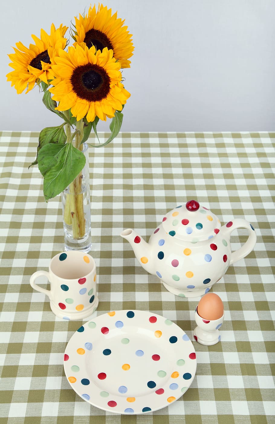 teapot beside of mug and sunflowers, breakfast, cup, dish, drink HD wallpaper