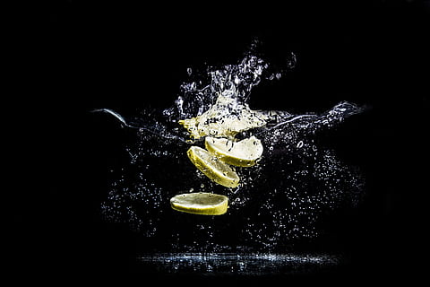 Lemon, Water, napoj, splashing, drop, liquid, freshness, fruit HD wallpaper