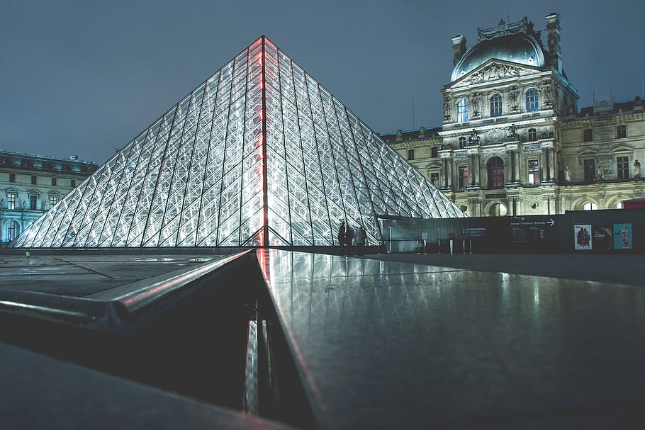 Louvre Museum in Paris at night, architecture, building, famous Place, HD wallpaper