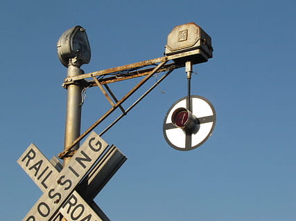 old, railroad, crossing, train, sign, signal, warning, light HD wallpaper