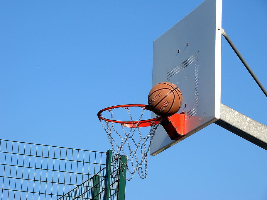 ball, rime, fence, sky, blu, basketball - sport, basketball hoop, HD wallpaper