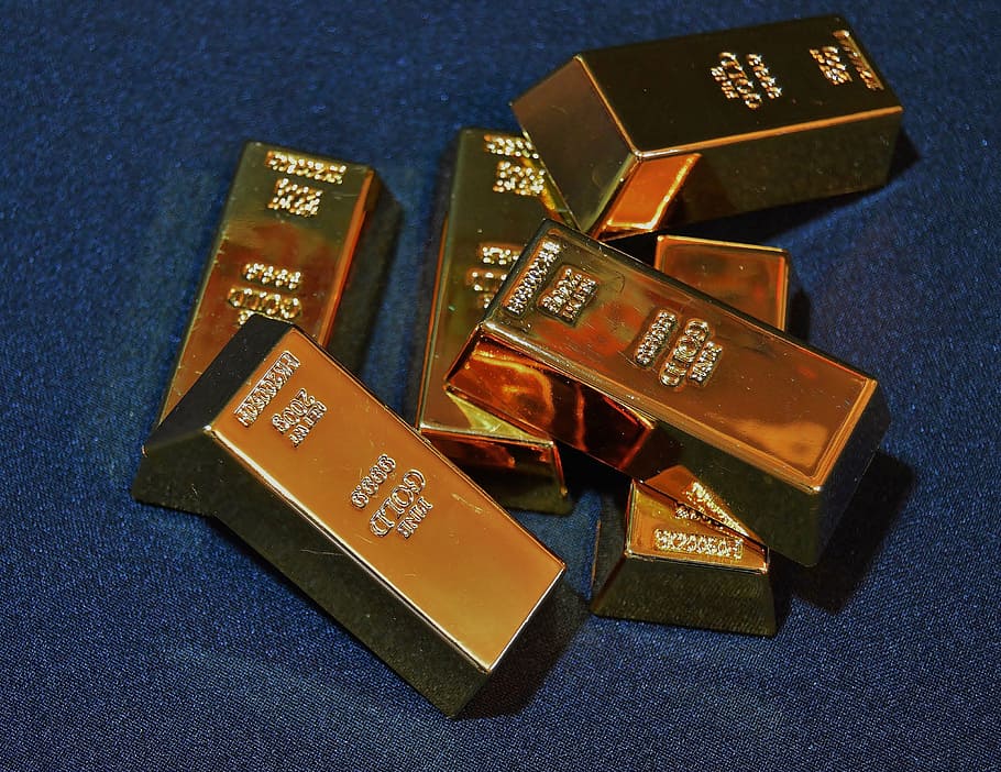 gold-bars-collection-exhibition.jpg