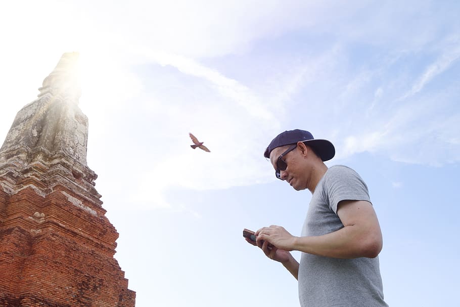 sky, man, person, architecture, boy, casual, eagle, idyllic, male HD wallpaper