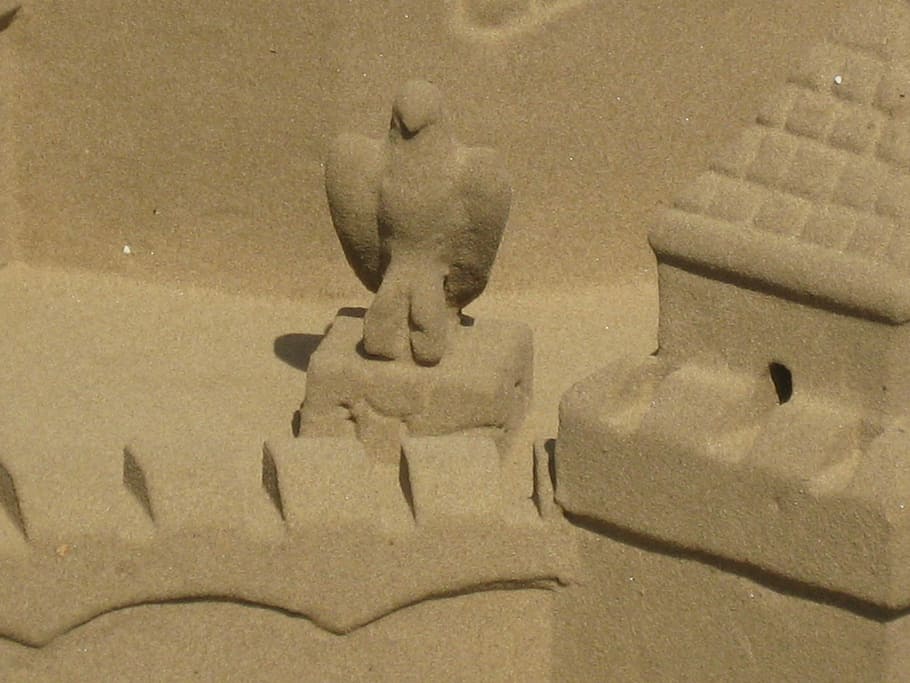Aguila, Sand, Castle, statue, art and craft, sculpture, human representation HD wallpaper