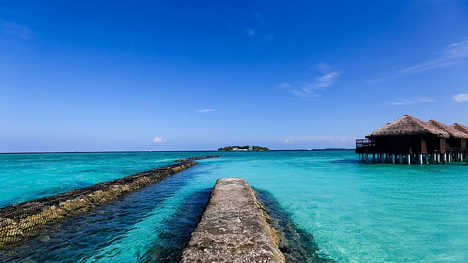 Maldives, Sea, Blue Sky, beach, vacations, bungalow, tropical Climate, HD wallpaper