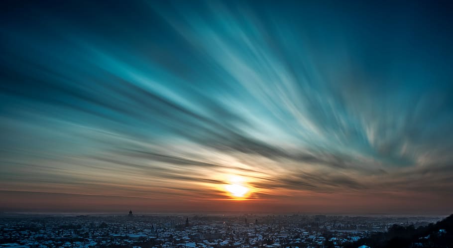 Sunset sky over the city of Baia Mare, time lapse photography of clouds during golden hour, HD wallpaper