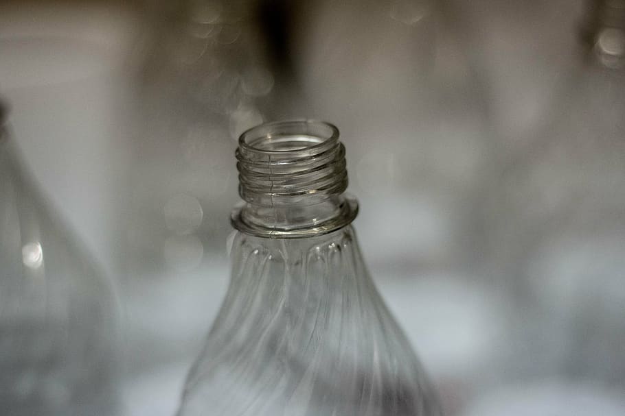 bottle, plastic, water, close-up, selective focus, indoors HD wallpaper