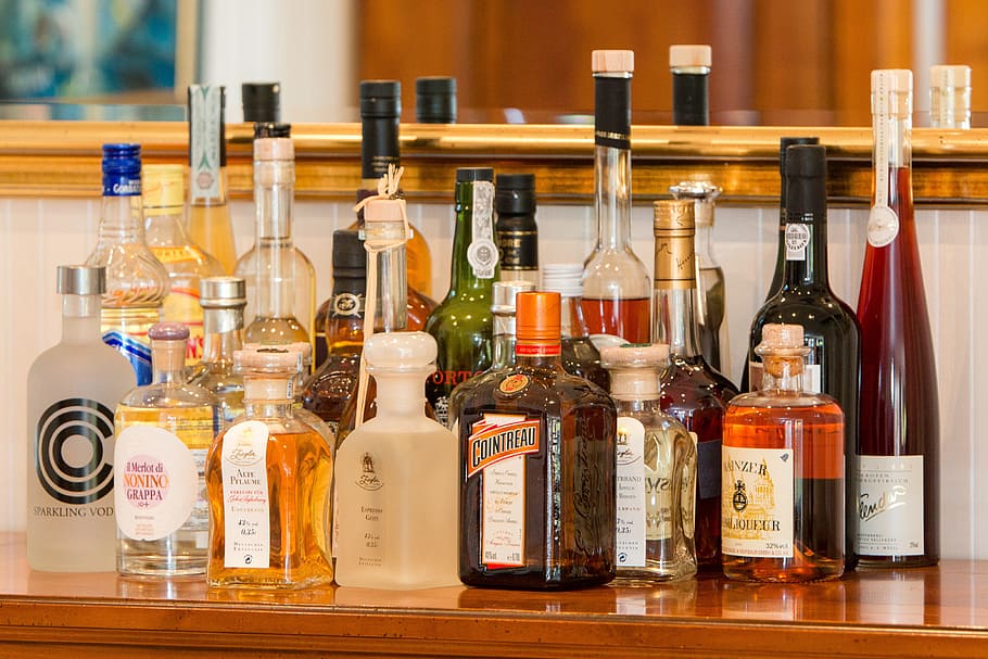 spirits, bottles, alcohol, brandy, liqueur, bar, whisky, gin.
