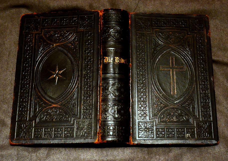 Bible, Book, Holy Scripture, Religion, faith, god's words, antiquarian HD wallpaper