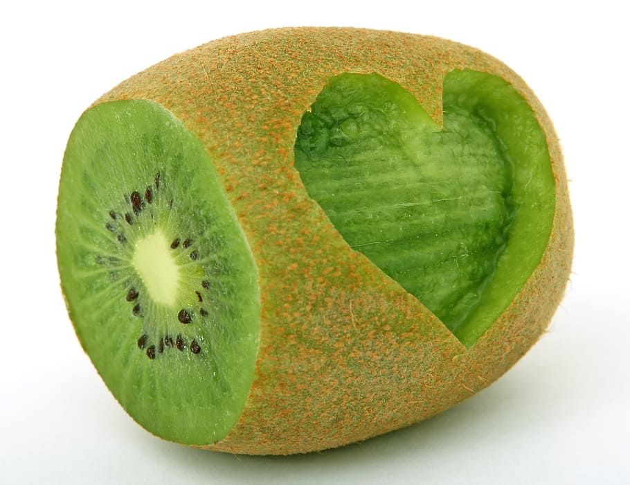 kiwi fruit with heart engravings, appetite, cholesterol, closeup, HD wallpaper