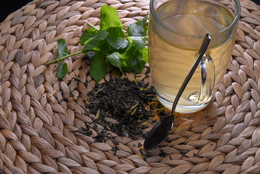 clear glass mug beside stainless steel spoon, tea, mint, herbs HD wallpaper