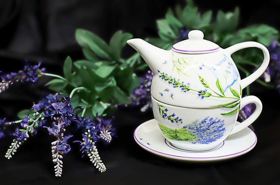 Turkish teapot beside the purple petaled flower, teacup, ceramic HD wallpaper