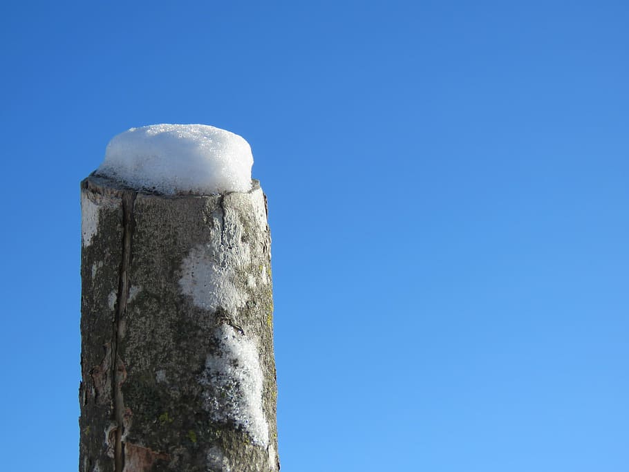 winter, snow, post, spruce, ottawa, blue sky, old, day, nature HD wallpaper