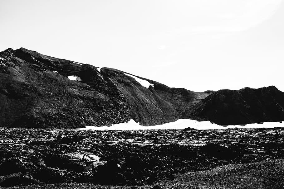 nature, mountain, hill, rocks, black and white, snow, winter HD wallpaper