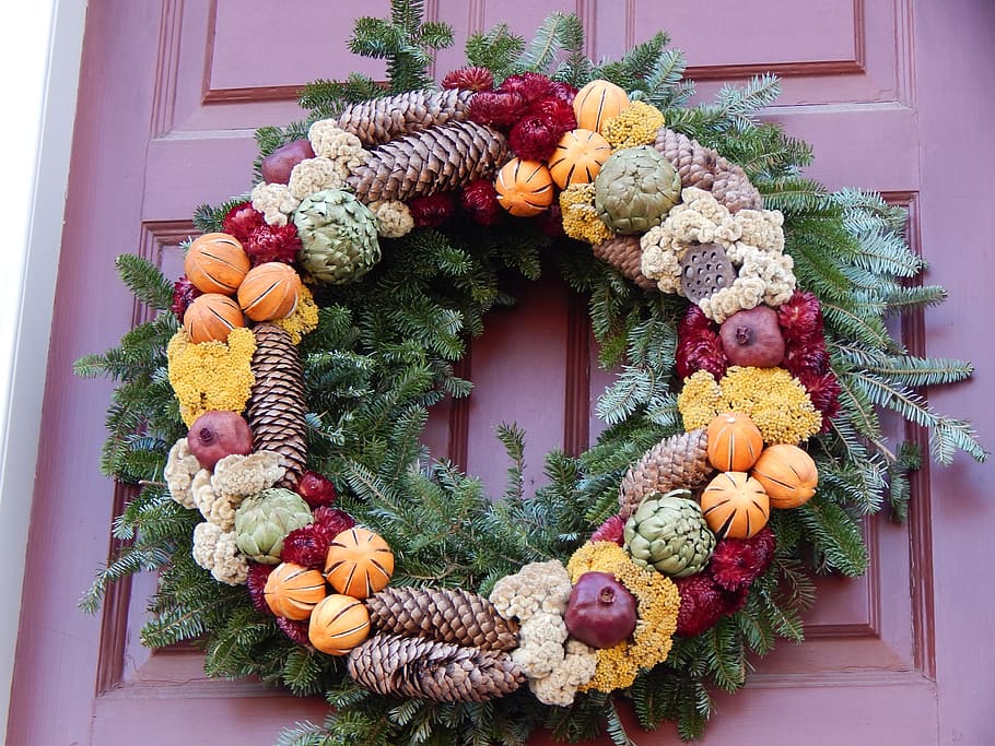 pine cone and fruits door wreath, holiday decorations, williamsburg, HD wallpaper