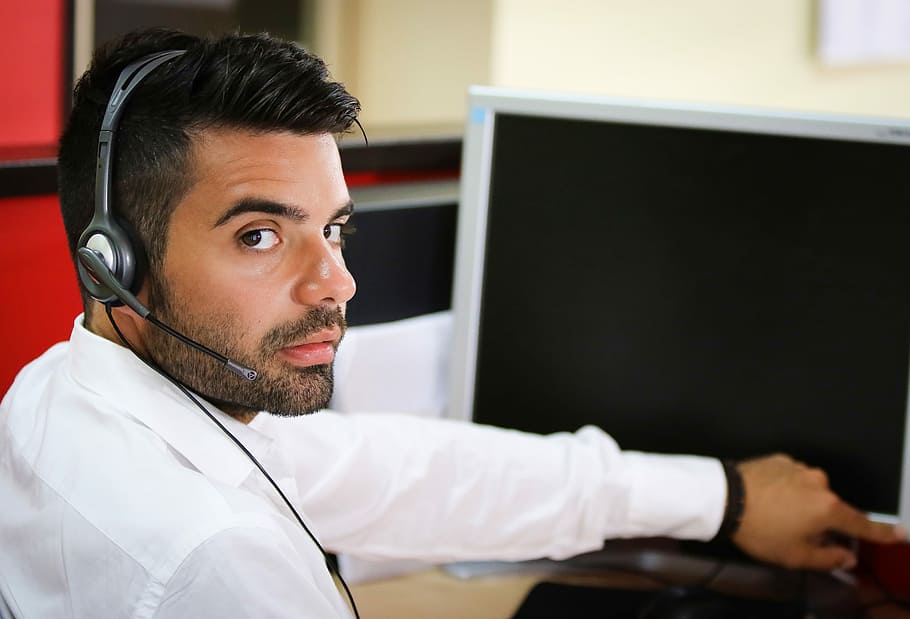 man wearing white dress shirt, technology, computer, male, enterprise HD wallpaper