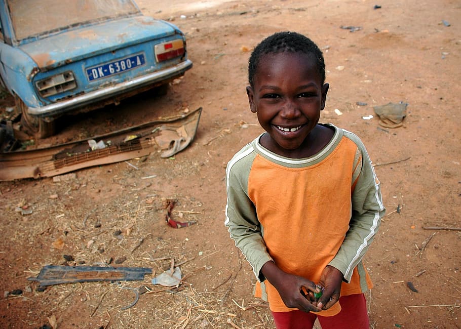 boy wear orange and green long-sleeved shirt, senegal, child HD wallpaper