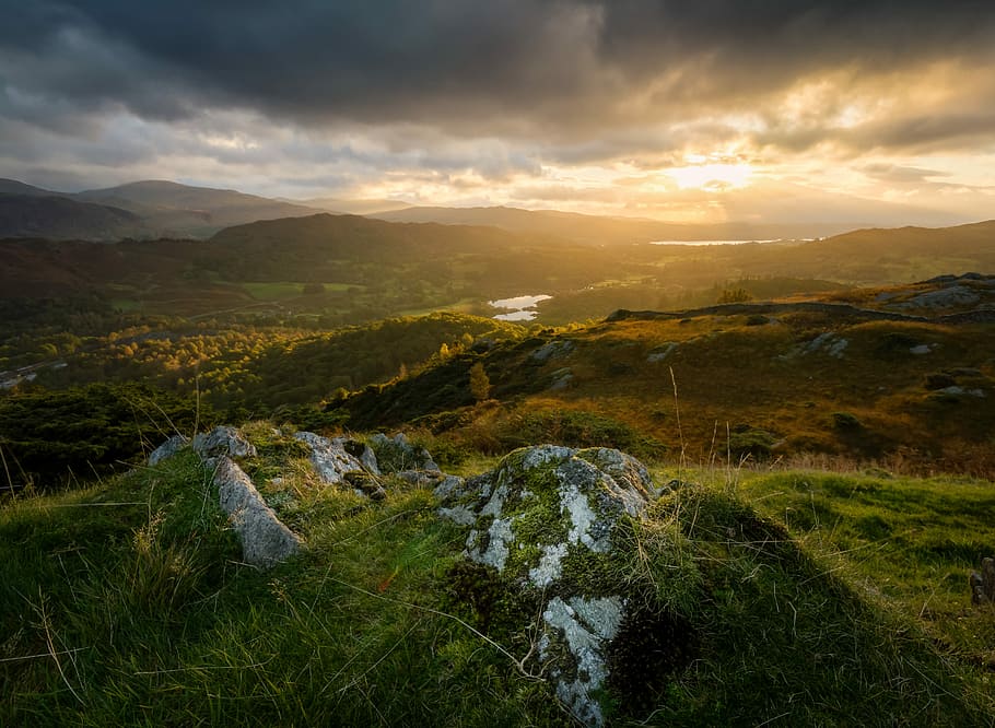 A Dawn Breaks, landscape photo of mountain under stratocumulus clouds HD wallpaper