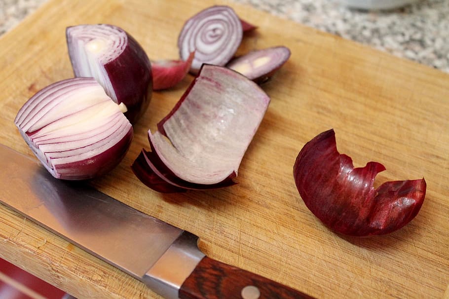 sliced onion, onions, board, knife, kitchen, cut, cutting board HD wallpaper