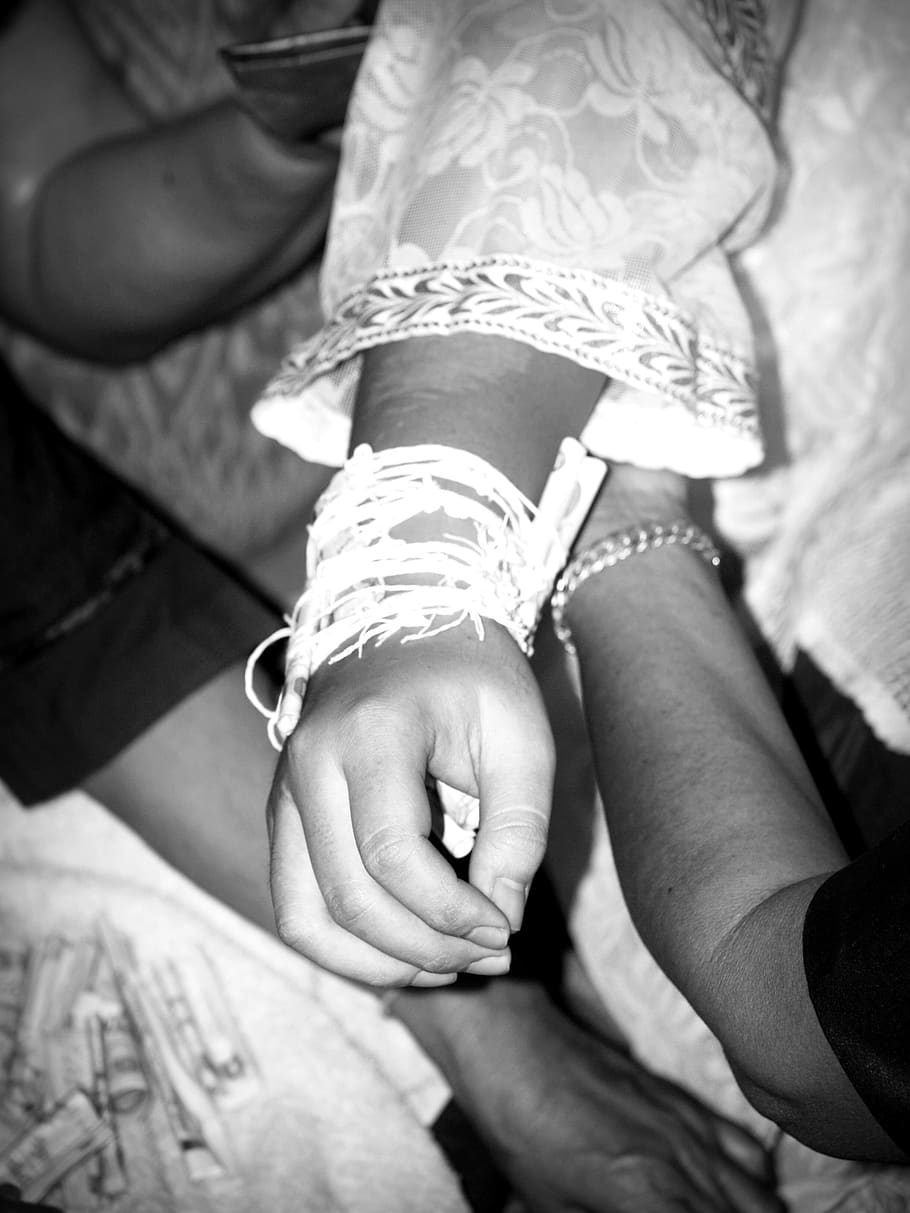 hand, hold, care, help, elderly, senior, aged, aging, people HD wallpaper