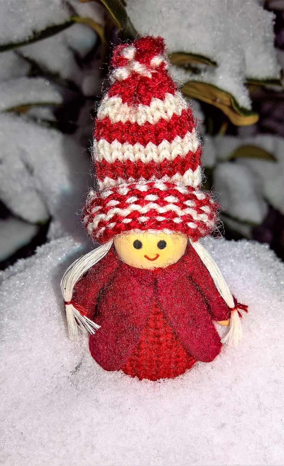 red dress doll on snow, winter, christmas time, imp, girl, baby doll HD wallpaper
