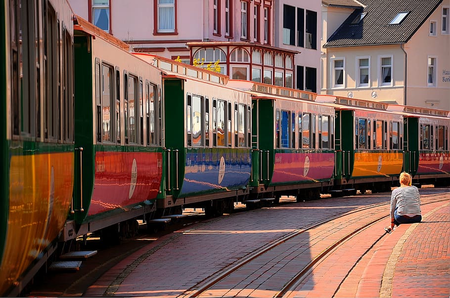train, borkum, wagons, rail transportation, public transportation HD wallpaper