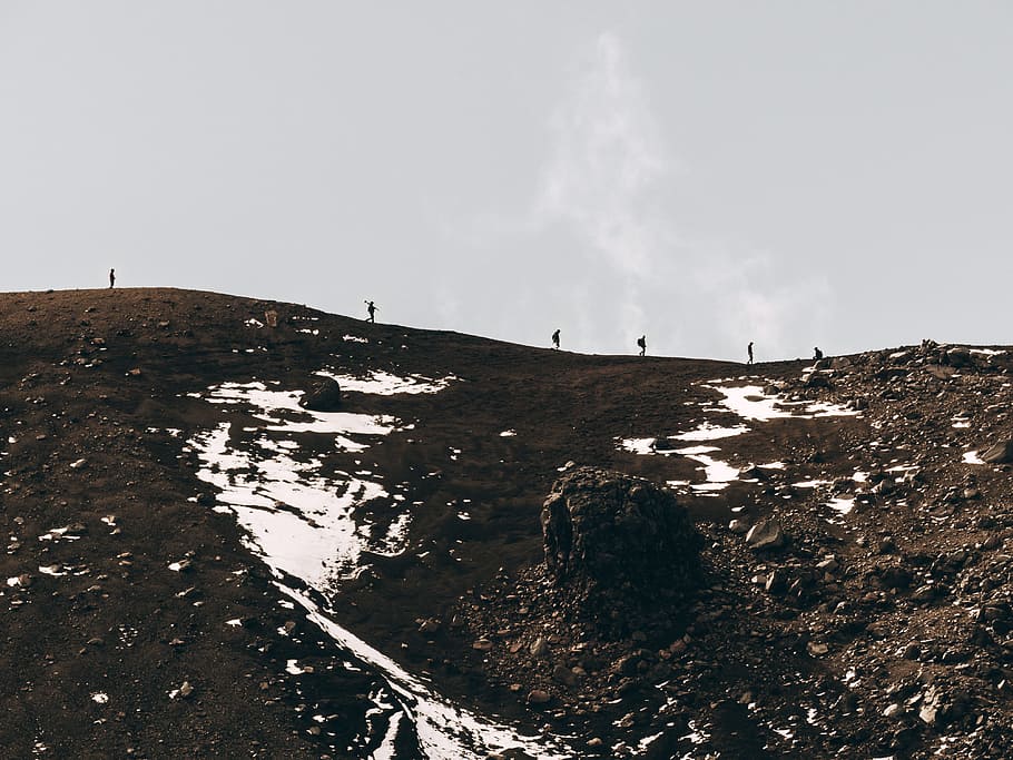 Ants on the Hill, group of people mountain hiking, ridge, walking HD wallpaper
