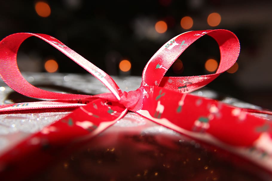 close up photo of red ribbon, gift, loop, packaging, christmas HD wallpaper