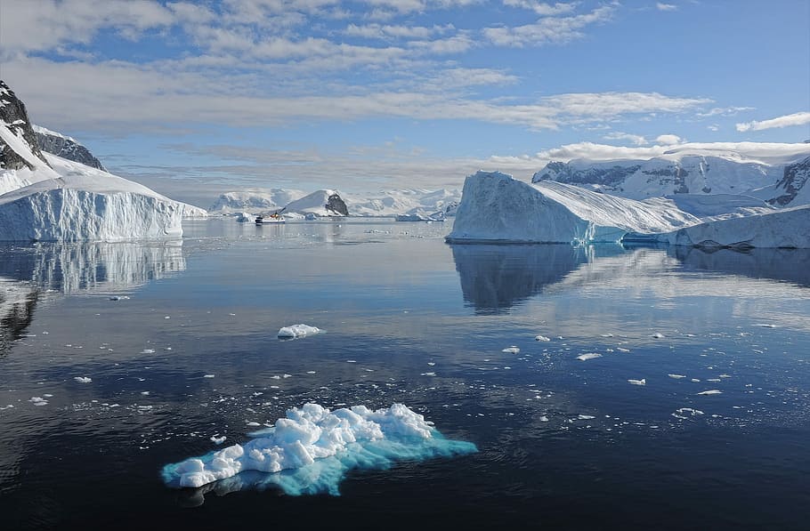 ice bergs on body of water, snow, waters, winter, nature, frozen HD wallpaper