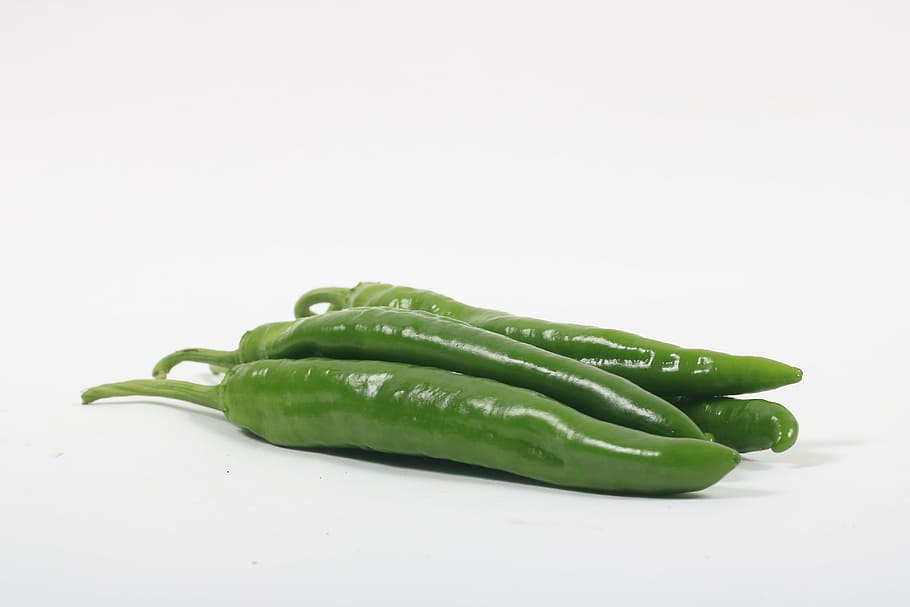 pepper, pep between god, vegetable, white background, green color HD wallpaper