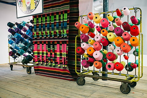 Big colorful Spool of Thread Sewing, hobby, colors, crafts, red HD wallpaper