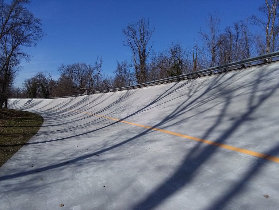 auto track, parabolic, monza, sky, trees, blue, gray, plant HD wallpaper