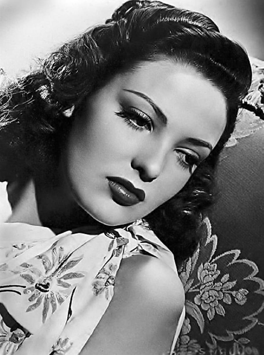 woman lying on bed, linda darnell, actress, theater, movies, films