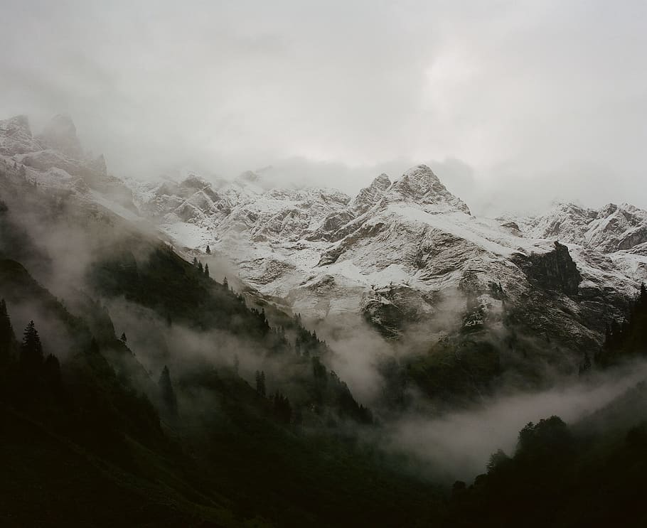 snow, mountain, rocky mountain, fog, scenics - nature, beauty in nature HD wallpaper
