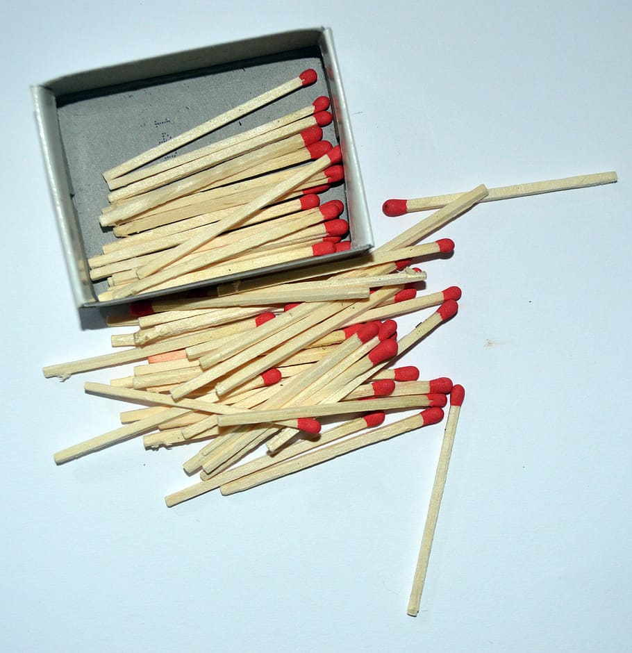 matches, fire, making fire, stick, wood, flame, matchstick HD wallpaper
